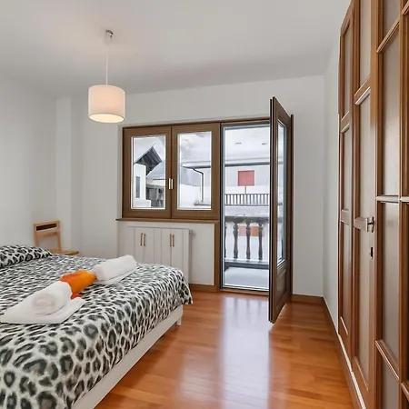 La Casa Di Dada - Happy أولكس