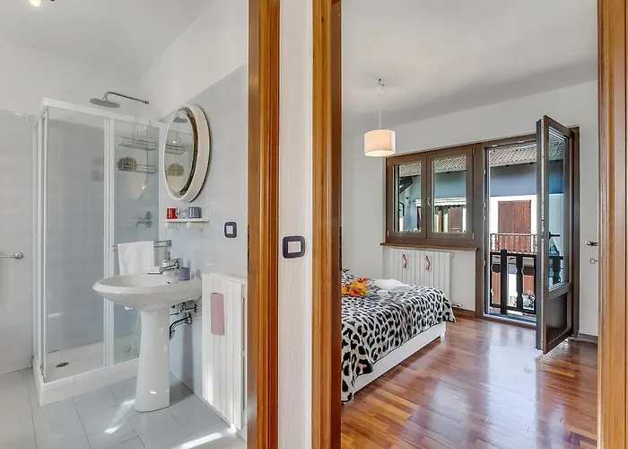 La Casa Di Dada - Happy 오울크스
